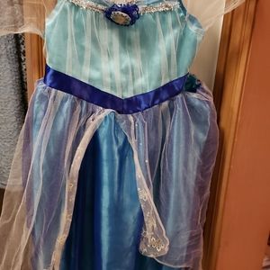 Girl's dresses
